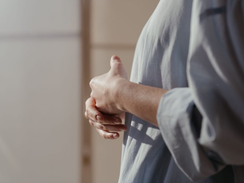 Shooting Pain in the Thumb: Common Causes and Treatments Woking